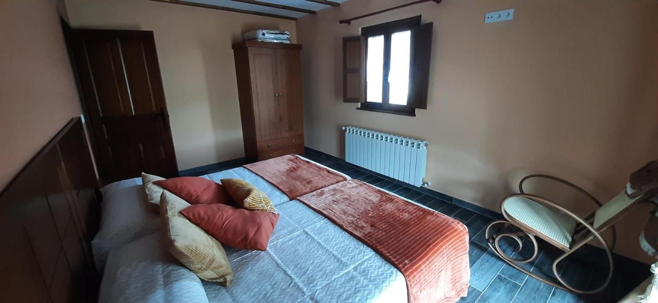 El Rato Apartamentos Rurales Navia Luaran gambar