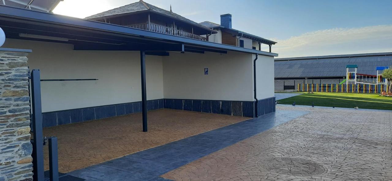 El Rato Apartamentos Rurales Navia Luaran gambar
