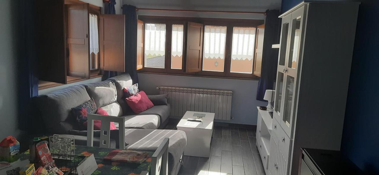 El Rato Apartamentos Rurales Navia Luaran gambar